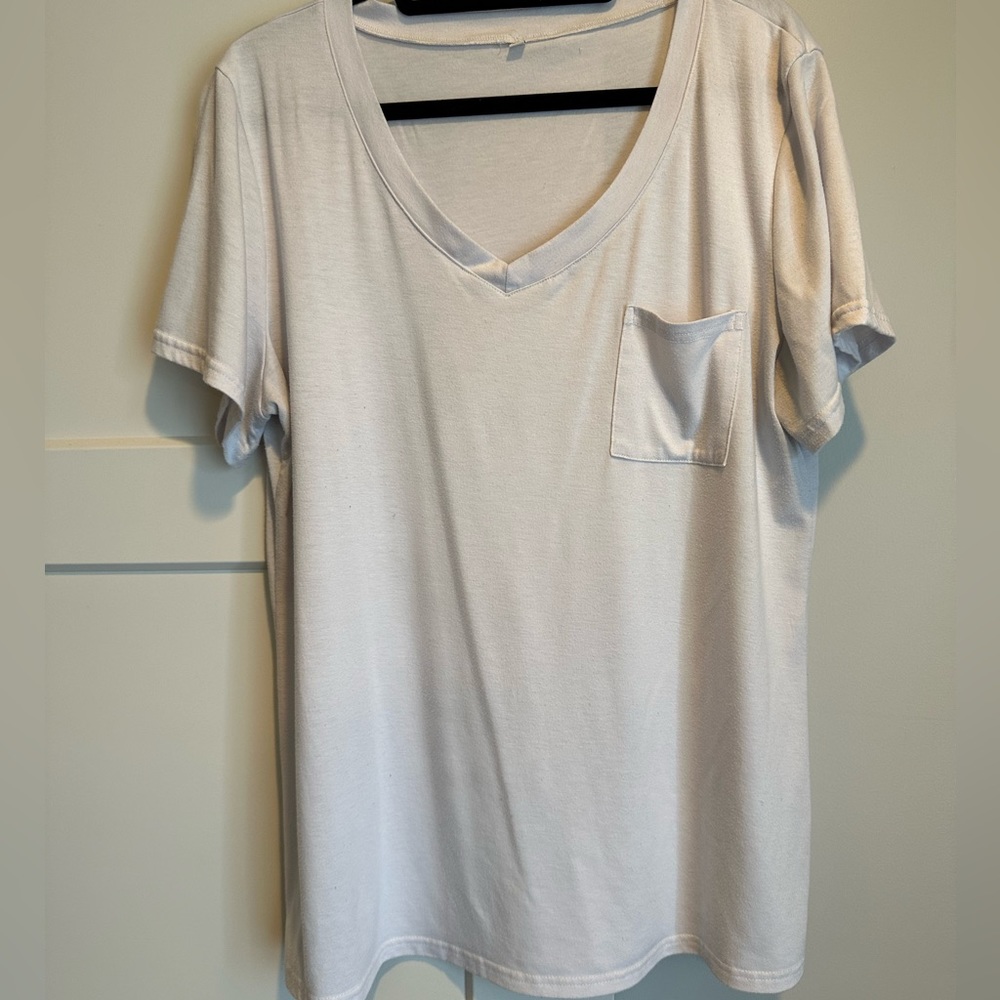 Cute and flattering v-neck top